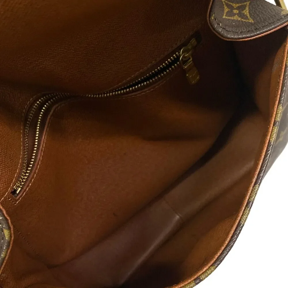 Louis Vuitton Saint Cloud GM Monogram Shoulder Bag M51242